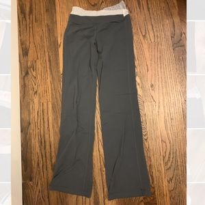 Very gently used lululemon pants!